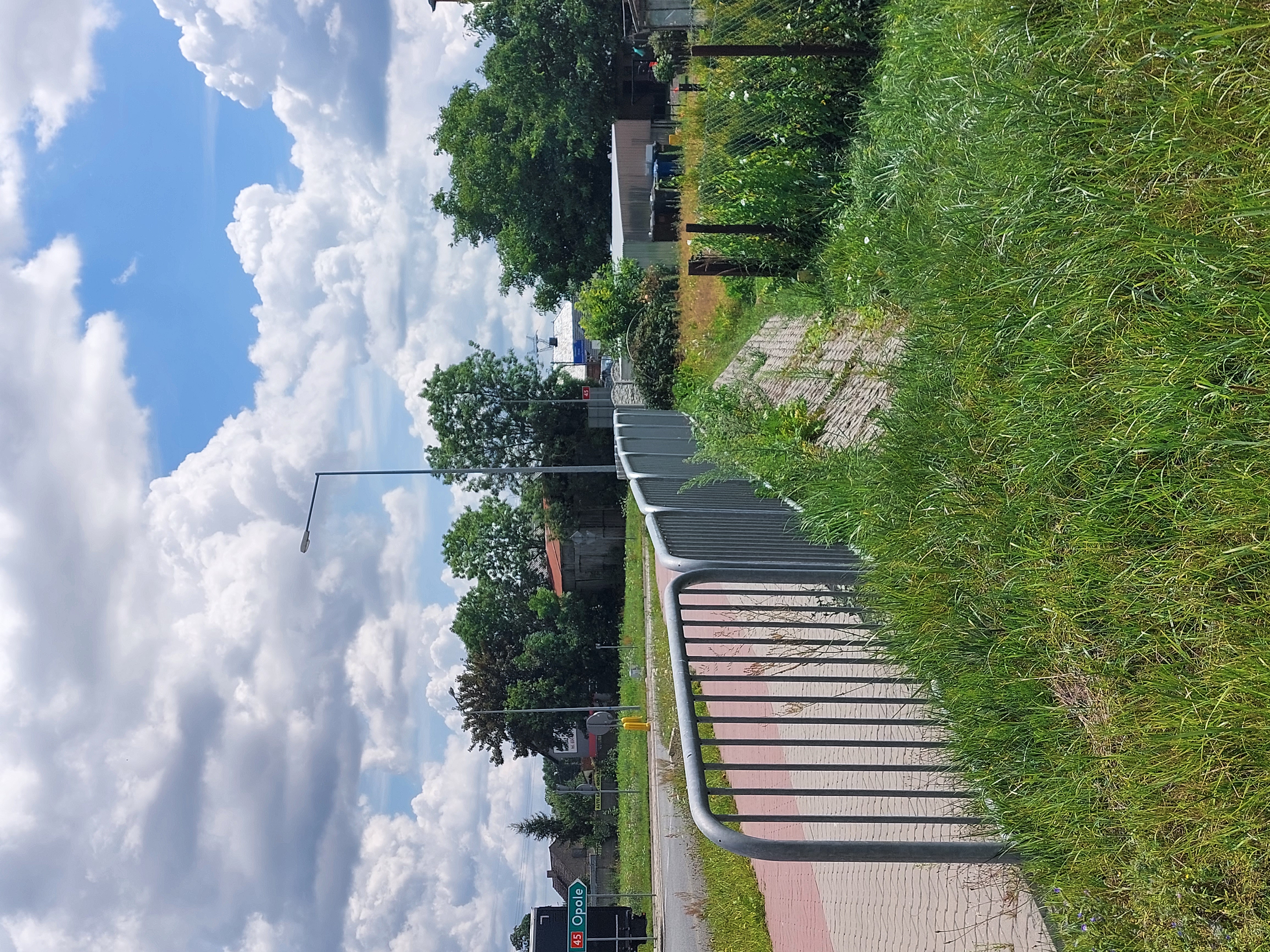 Ekrany akustyczne na skrzyżowaniu DK42 i DK45 w Ligocie Dolnej. Miesiąc utrudnień na obwodnicy Kluczborka