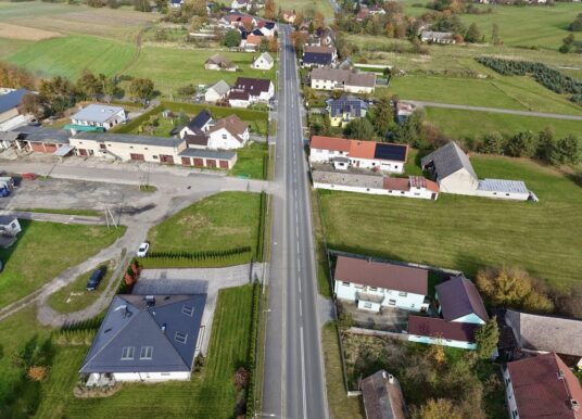 Rekordowy rok na drogach powiatowych. 45 kilometrów nowych nawierzchni w całym powiecie