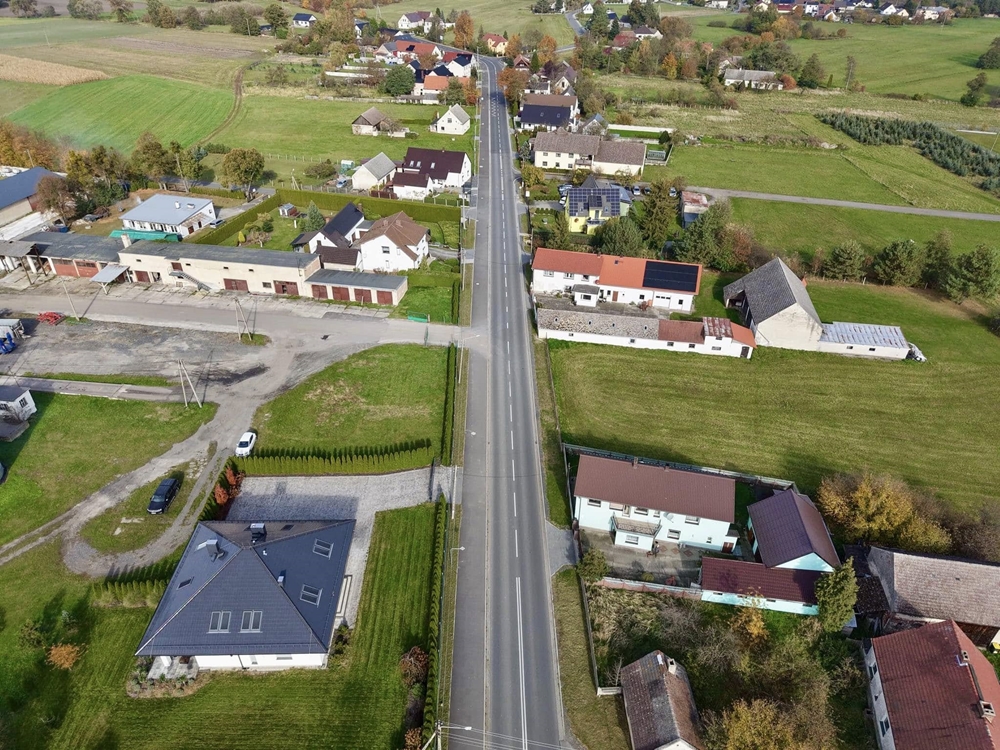 Rekordowy rok na drogach powiatowych. 45 kilometrów nowych nawierzchni w całym powiecie