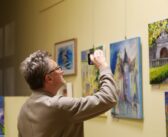 Zamek, kt&oacute;ry pachnie książkami &ndash; z niespodzianką