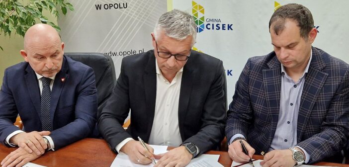 Rusza przygotowanie modernizacji DW 421. Powstaną obwodnice Łan&oacute;w i Błażejowic