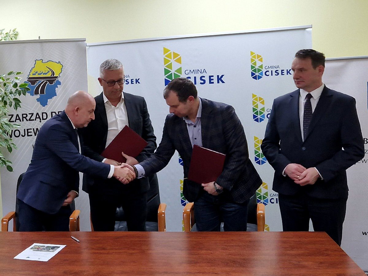 Rusza przygotowanie modernizacji DW 421. Powstaną obwodnice Łanów i Błażejowic