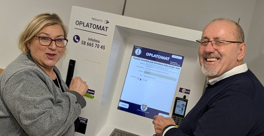 Geodezja w Powiecie Opolskim przyspiesza. Opłatomat już działa, wkrótce płatności skanem i sztuczna inteligencja Geodezja w Powiecie Opolskim przyspiesza. Opłatomat już działa, wkrótce płatności skanem i sztuczna inteligencja