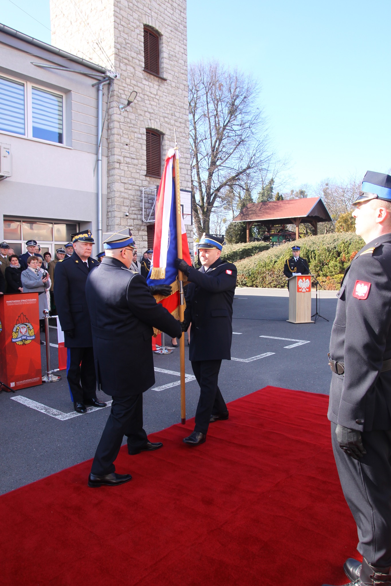 Strażacka zmiana pokoleniowa w Krapkowicach