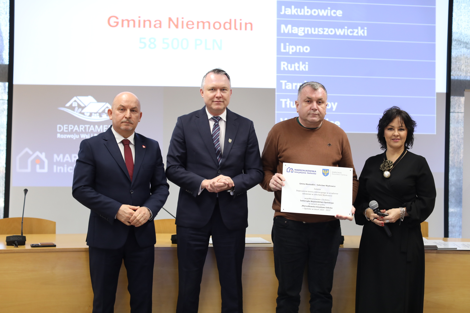 Marszałkowska Inicjatywa Sołecka: powiat opolski domyka edycję i otwiera nową