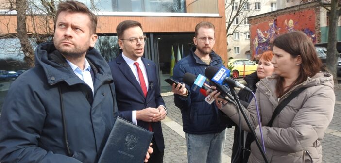 Komarzyński i Bortniczuk &ndash; duet do zadań specjalnych [felieton]