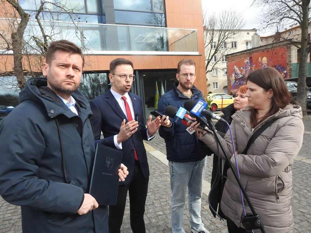 Komarzyński i Bortniczuk – duet do zadań specjalnych [felieton]