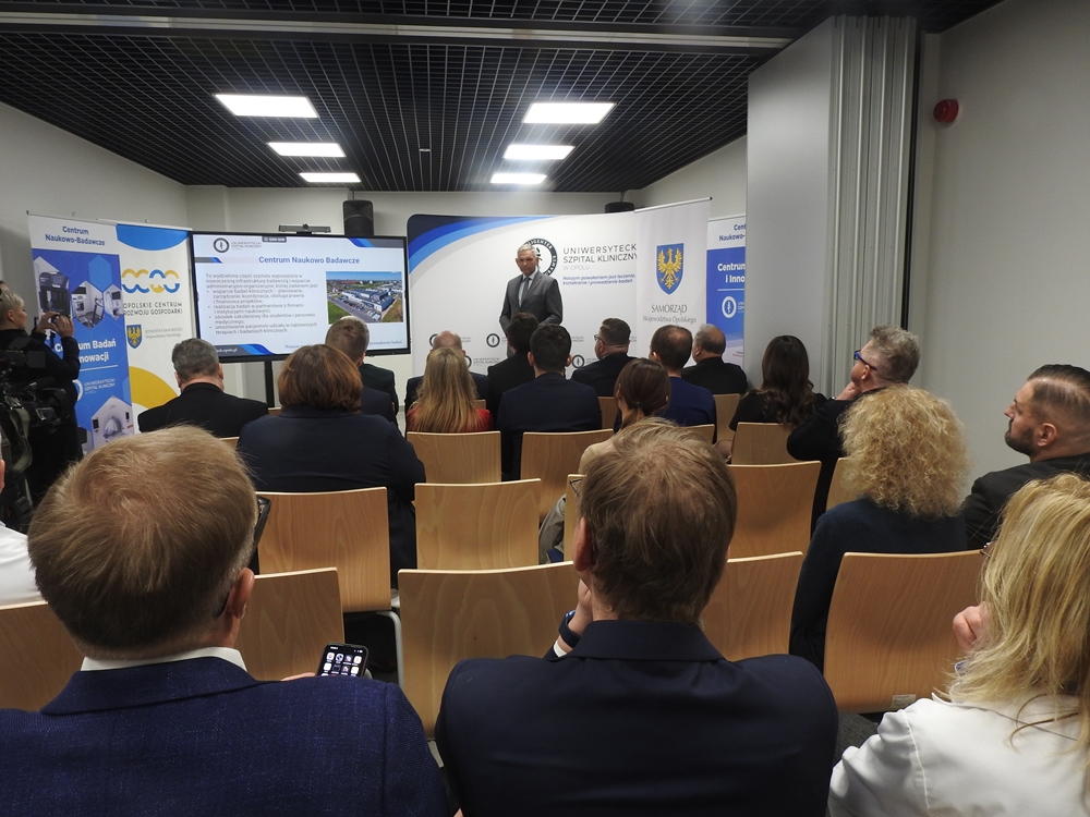 Nowy impuls dla medycyny. Opole inwestuje w genetykę, robotykę i sztuczną inteligencję