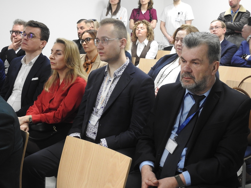 Nowy impuls dla medycyny. Opole inwestuje w genetykę, robotykę i sztuczną inteligencję