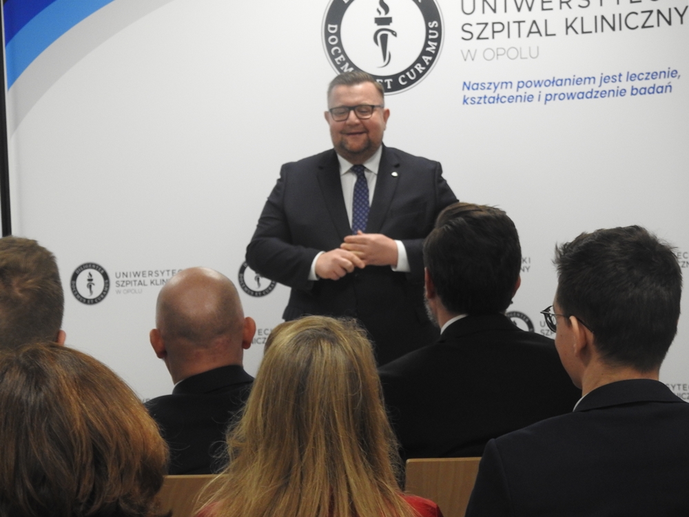 Nowy impuls dla medycyny. Opole inwestuje w genetykę, robotykę i sztuczną inteligencję