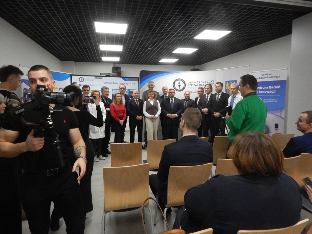 Nowy impuls dla medycyny. Opole inwestuje w genetykę, robotykę i sztuczną inteligencję