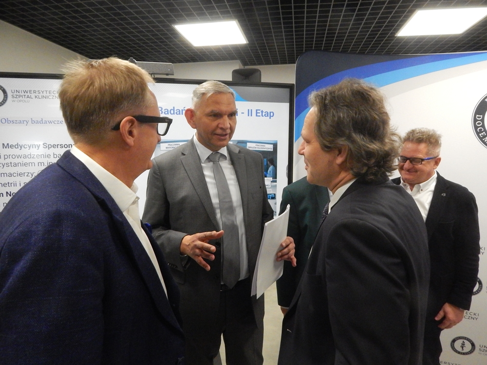 Nowy impuls dla medycyny. Opole inwestuje w genetykę, robotykę i sztuczną inteligencję