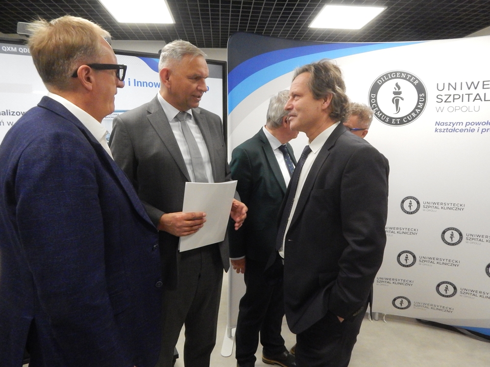 Nowy impuls dla medycyny. Opole inwestuje w genetykę, robotykę i sztuczną inteligencję