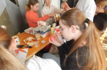 Rekord na kroszonkowym froncie. 180 młodych twórców w Muzeum Wsi Opolskiej Rekord na kroszonkowym froncie. 180 młodych twórców w Muzeum Wsi Opolskiej