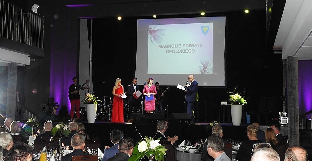 Magnolia zn&oacute;w zakwitnie. Powiat Opolski wznawia prestiżową nagrodę