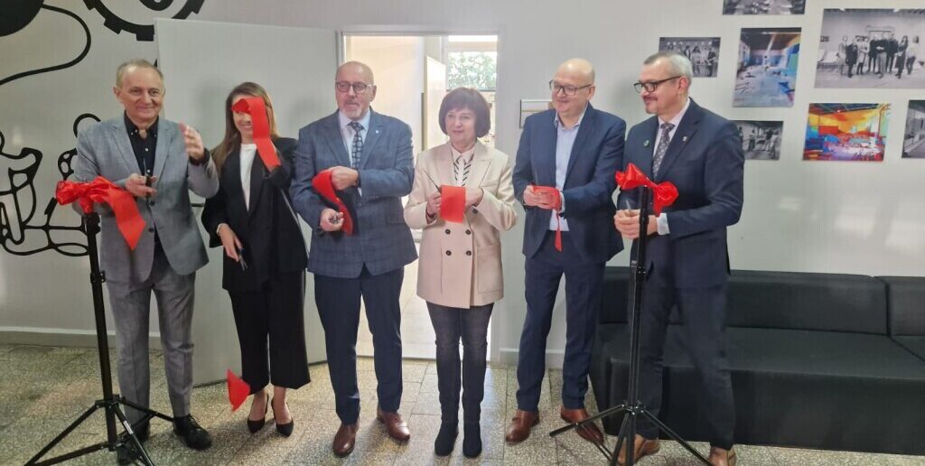 Nowa pracownia dzięki współpracy z BA Glass Poland Nowa pracownia dzięki współpracy z BA Glass Poland