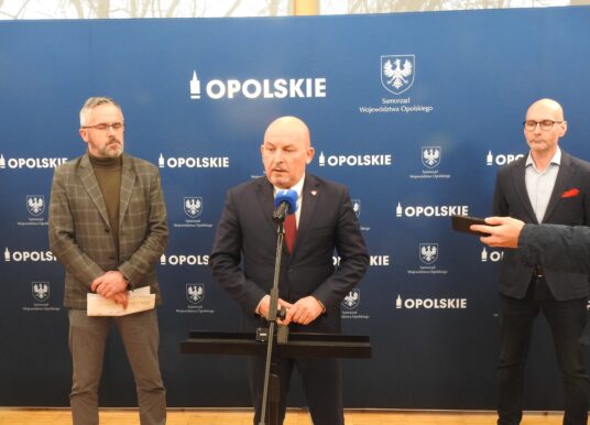 Kolej bez kas, ale nie bez biletów. Urząd marszałkowski uspokaja pasażerów