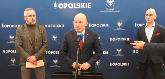 Kolej bez kas, ale nie bez biletów. Urząd marszałkowski uspokaja pasażerów