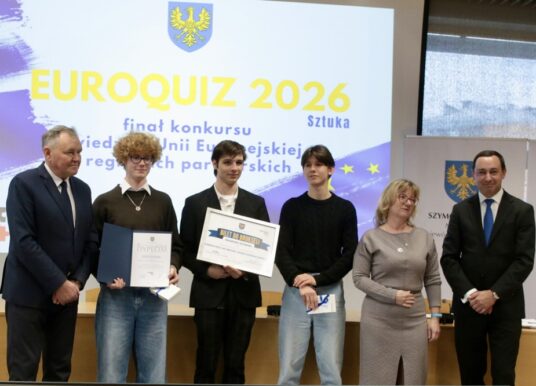 Brukselski bilet za wiedzę: Wielki finał EUROQUIZU rozstrzygnięty