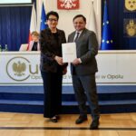 58,8 mln zł na drogi lokalne w Opolskiem. Wojewoda podpisała 33 umowy z samorządami