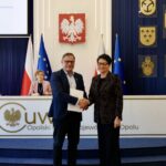 58,8 mln zł na drogi lokalne w Opolskiem. Wojewoda podpisała 33 umowy z samorządami