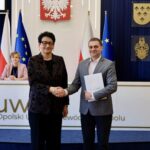 58,8 mln zł na drogi lokalne w Opolskiem. Wojewoda podpisała 33 umowy z samorządami