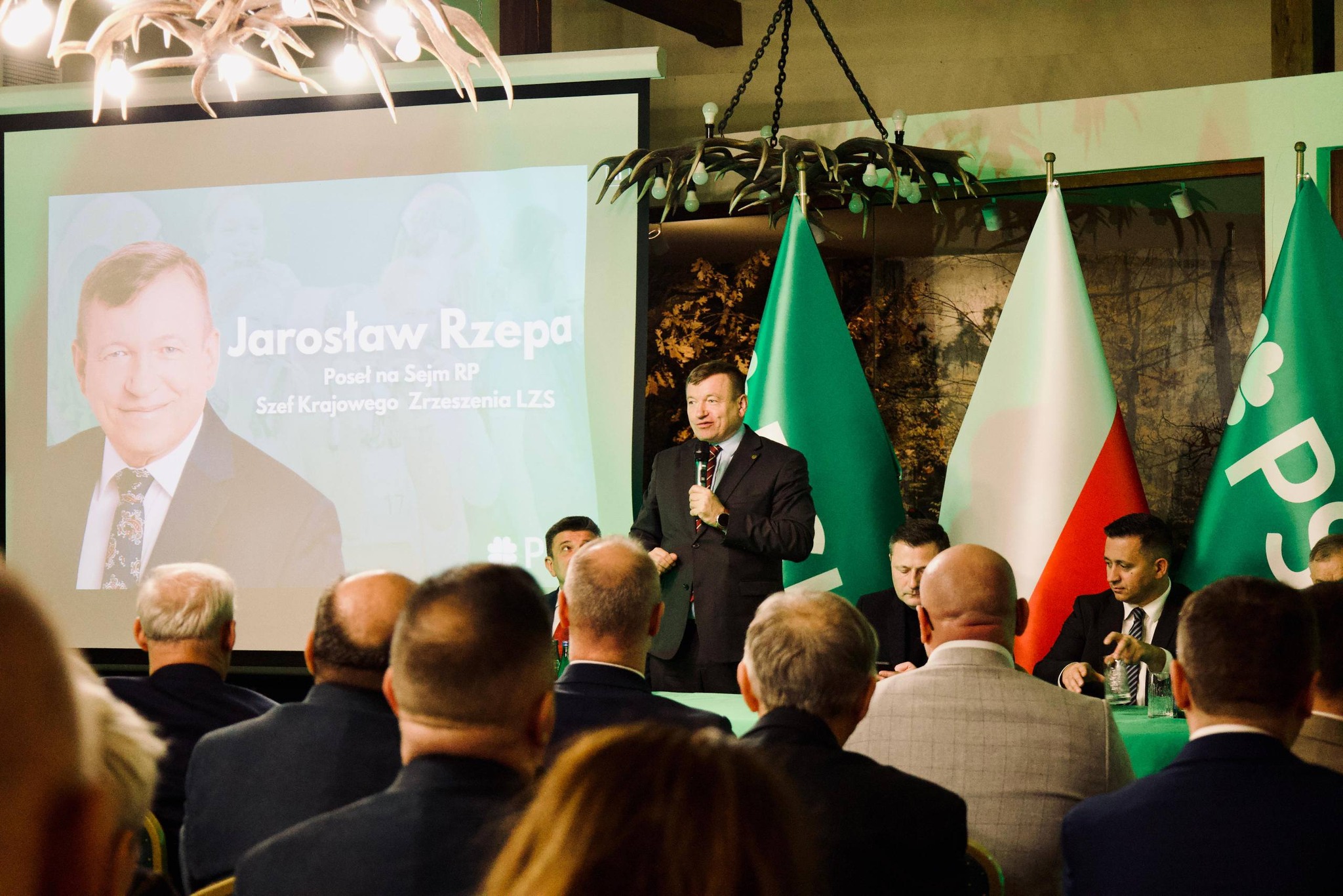 Nie tylko karabiny. Ludowcy w Opolu o „czterech filarach” bezpiecznego życia