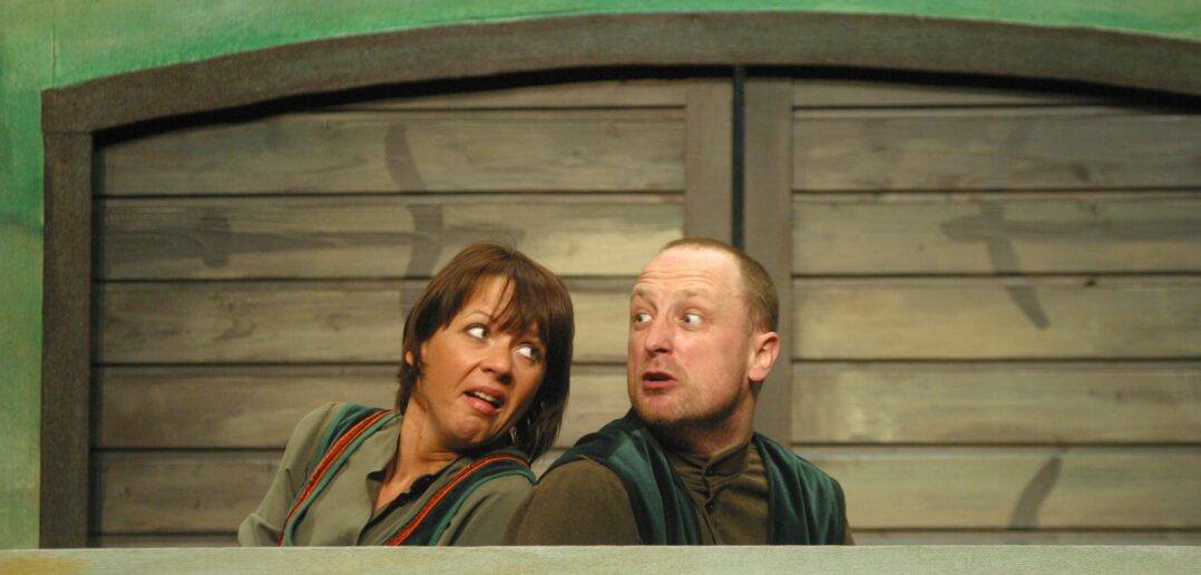 Magia na deskach i medal na piersi: Jubileusz filarów opolskiej sceny Magia na deskach i medal na piersi: Jubileusz filarów opolskiej sceny