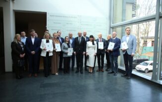 Ponad 2 miliony złotych na sport w regionie. Finał pierwszej edycji programu infrastrukturalnego w Opolskiem Ponad 2 miliony złotych na sport w regionie. Finał pierwszej edycji programu infrastrukturalnego w Opolskiem