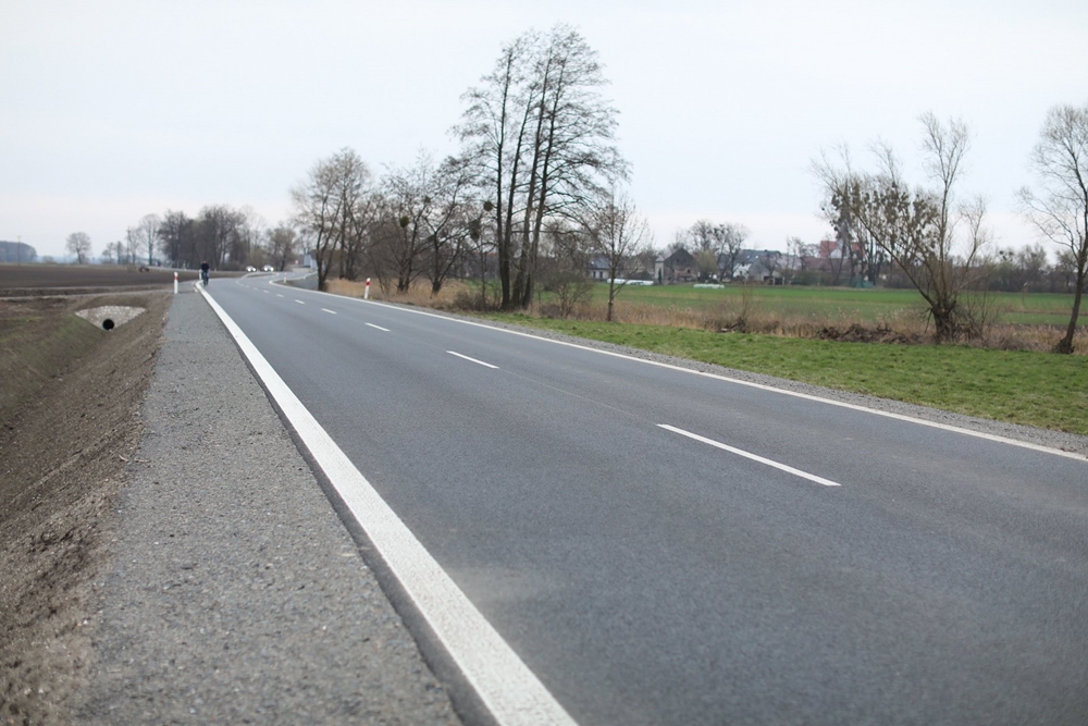 Solidarność samorządów w praktyce: Odcinek DW 407 Pogórze – Łącznik po odbudowie