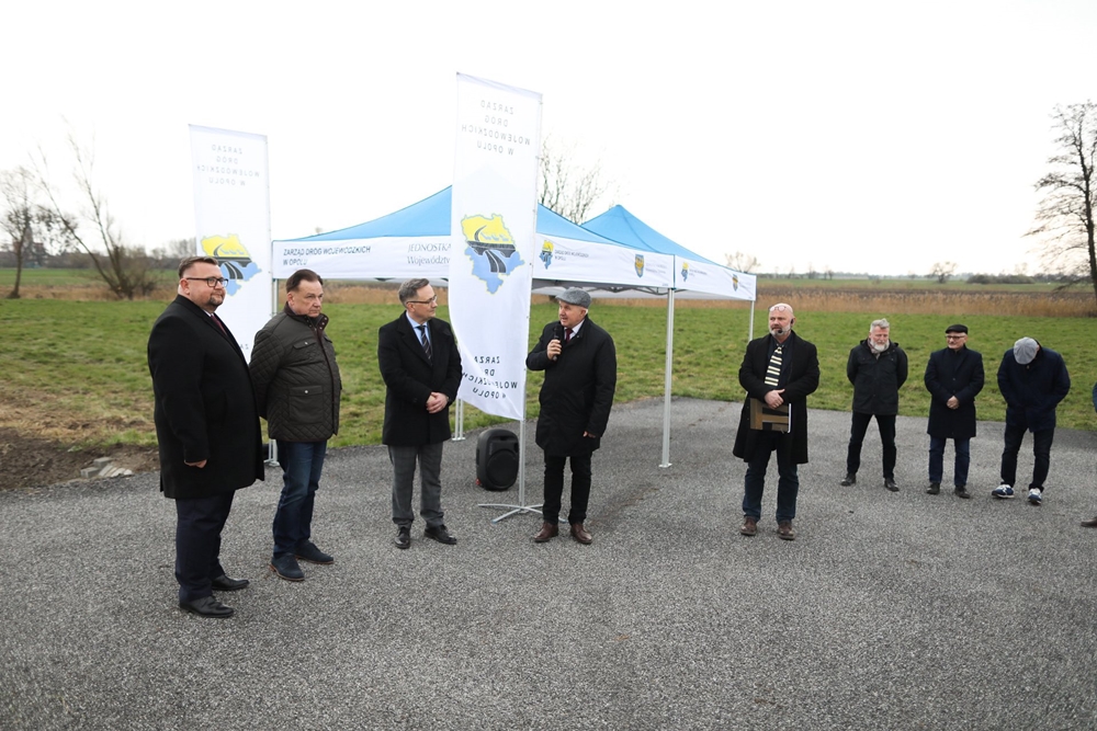 Solidarność samorządów w praktyce: Odcinek DW 407 Pogórze – Łącznik po odbudowie