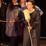 Teatr życia w czasach ekranu