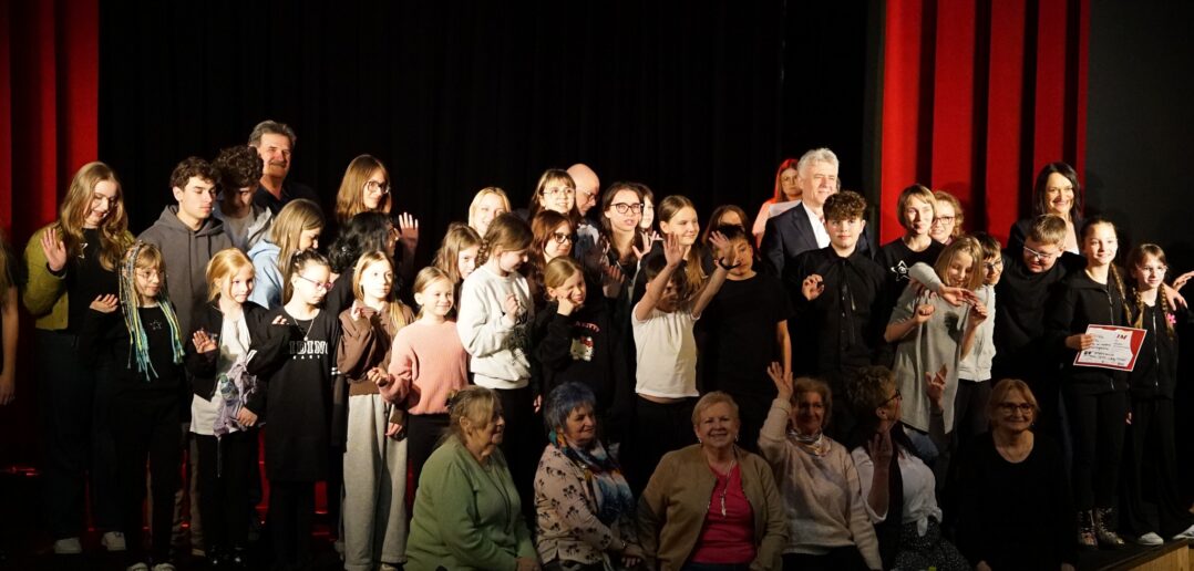 Teatr życia w czasach ekranu