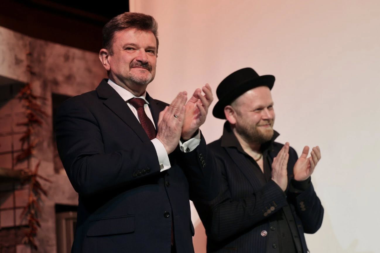Magia na deskach i medal na piersi: Jubileusz filarów opolskiej sceny