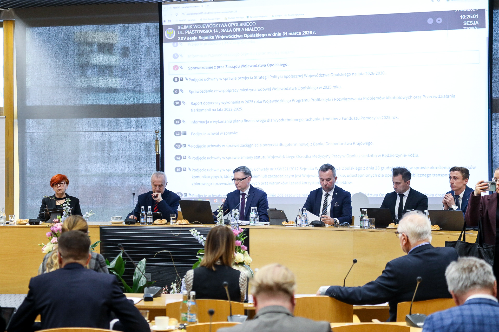 Sejmik o sprawach społecznych, współpracy zagranicznej i inwestycjach drogowych