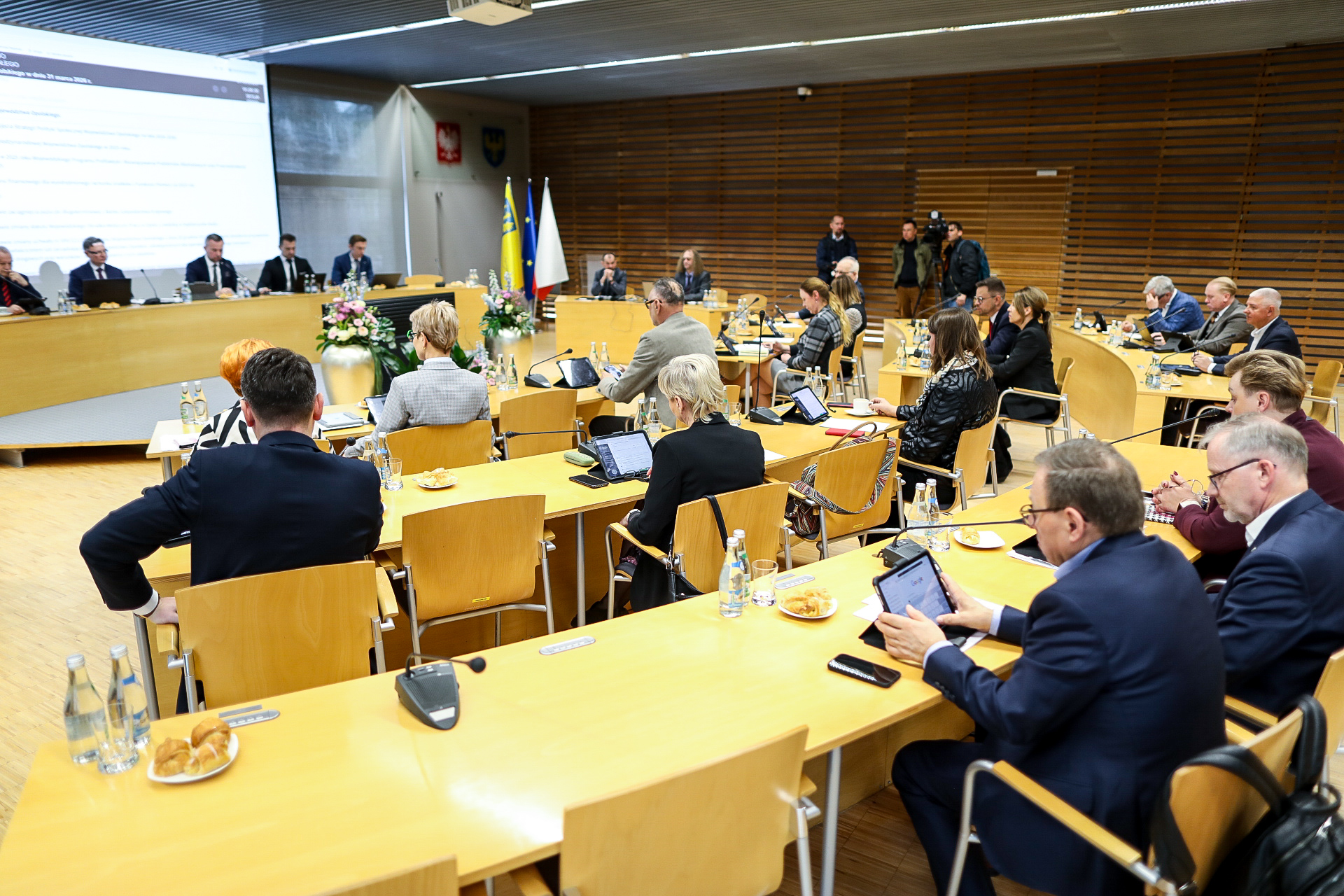 Sejmik o sprawach społecznych, współpracy zagranicznej i inwestycjach drogowych