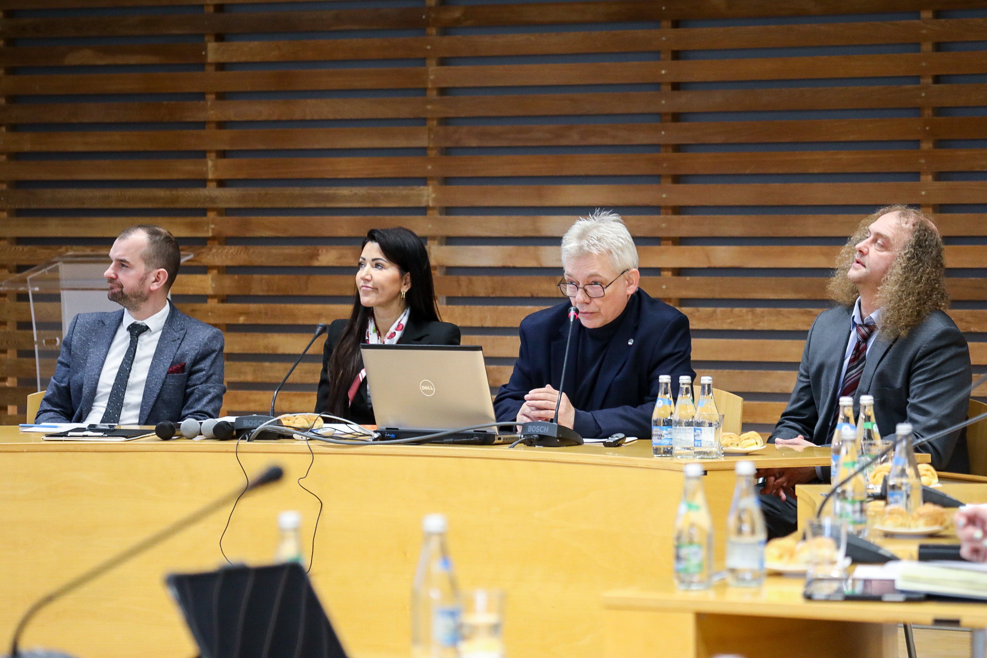 Sejmik o sprawach społecznych, współpracy zagranicznej i inwestycjach drogowych