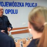 Mundur od środka. Młodzi zajrzeli za kulisy pracy opolskiej Policji