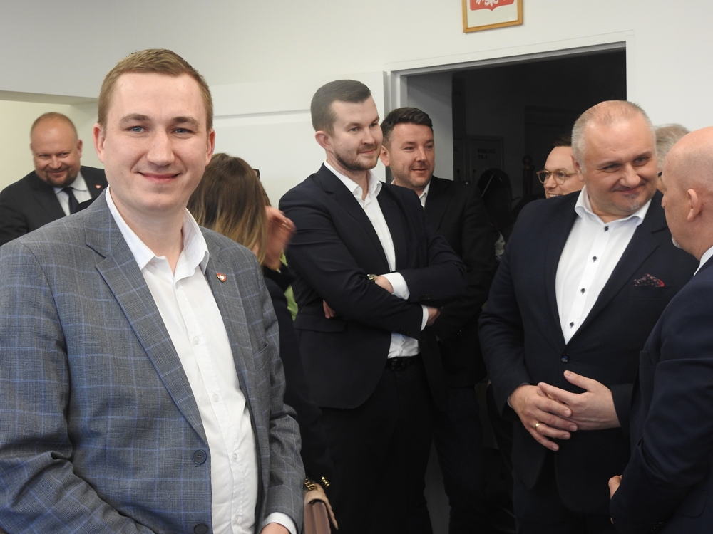 Nowy rozdział w opolskiej KO. Robert Węgrzyn wybrany szefem regionu. W Opolu minimalne zwycięstwo Kubalańcy