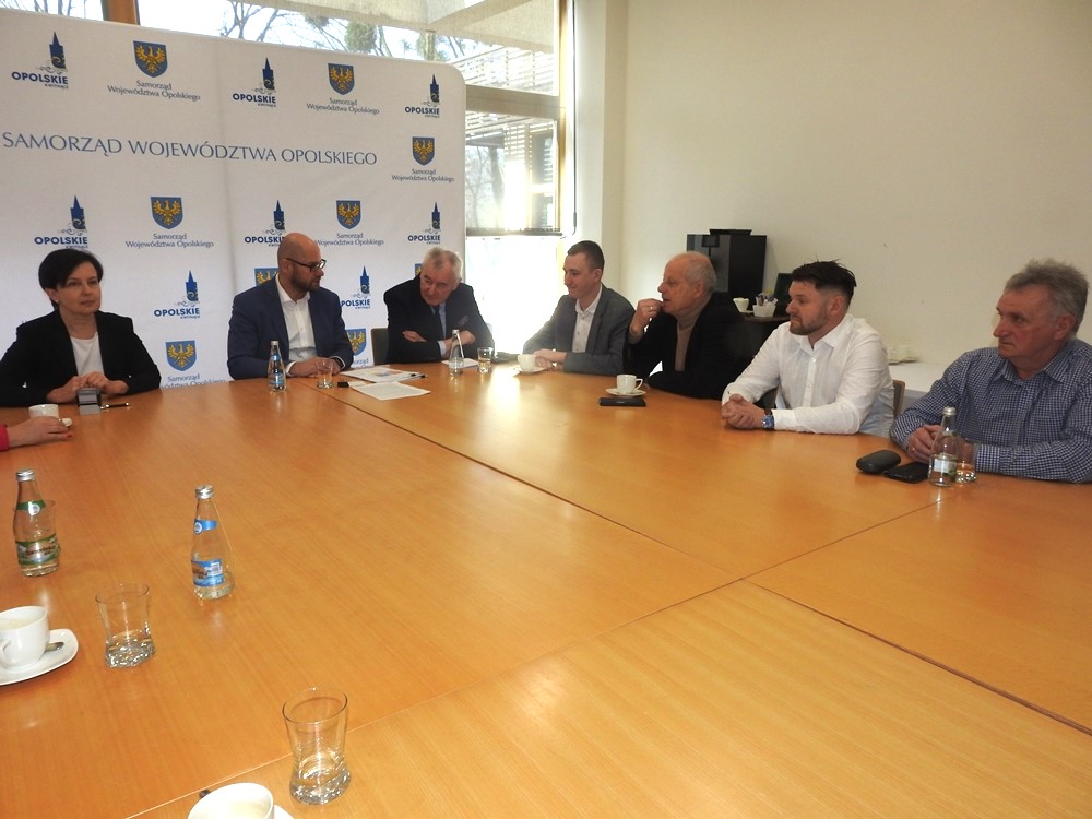 Magia cyrku, sport i strażackie emocje. Dobrzeń Wielki stawia na integrację