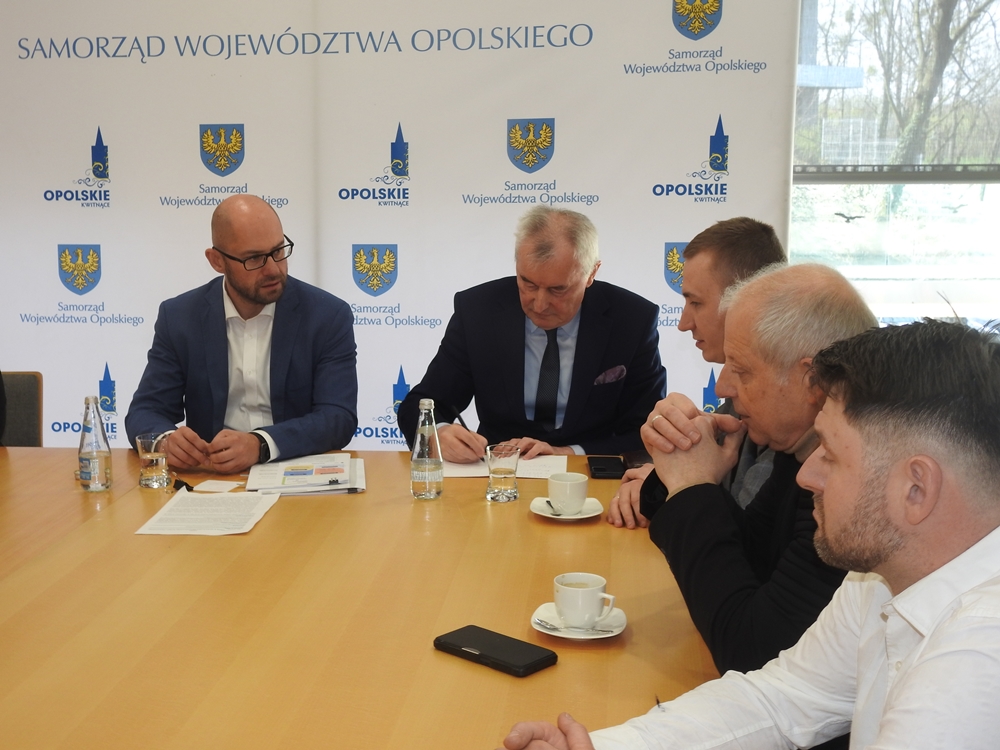 Magia cyrku, sport i strażackie emocje. Dobrzeń Wielki stawia na integrację