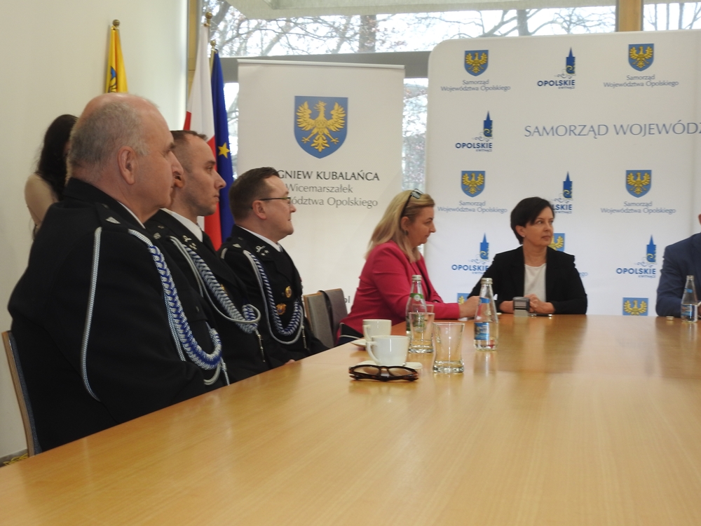 Magia cyrku, sport i strażackie emocje. Dobrzeń Wielki stawia na integrację