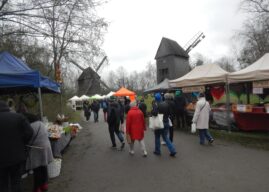 Kolorowa Niedziela Palmowa w Bierkowicach. Tłumy na 49. Jarmarku Wielkanocnym [ZDJĘCIA]
