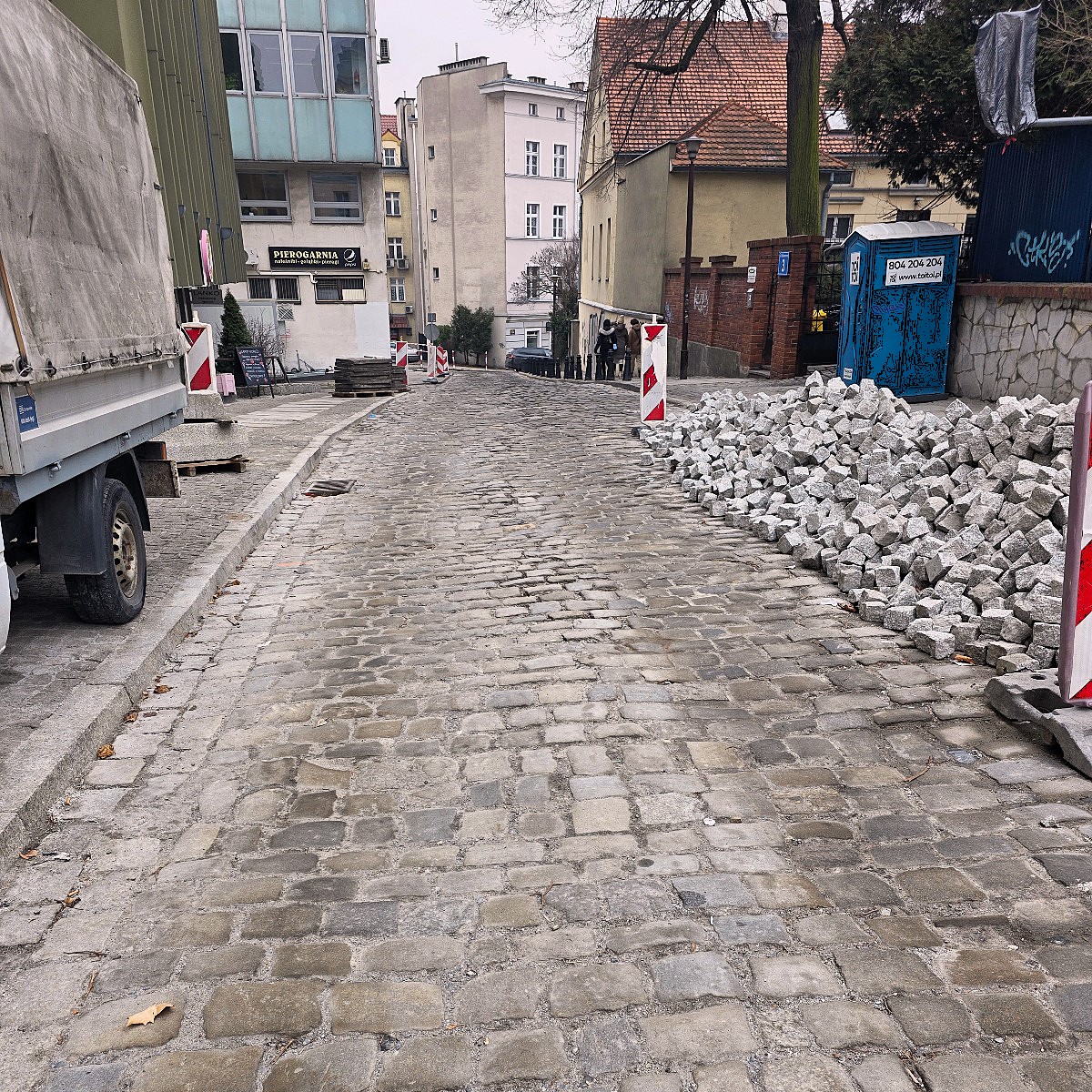 Opole w remoncie (właściwie nic nowego). Kierowco, schowaj nawigację i patrz na znaki!