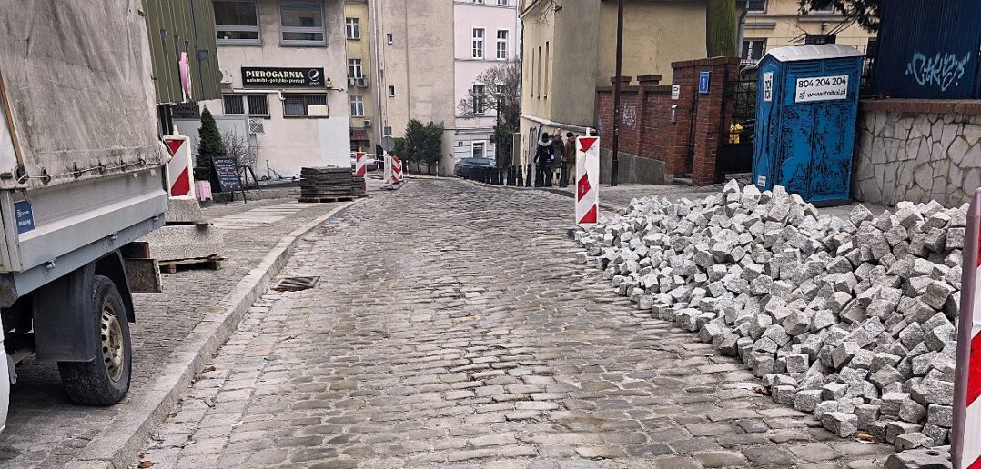 Opole w remoncie (właściwie nic nowego). Kierowco, schowaj nawigację i patrz na znaki! Opole w remoncie (właściwie nic nowego). Kierowco, schowaj nawigację i patrz na znaki!