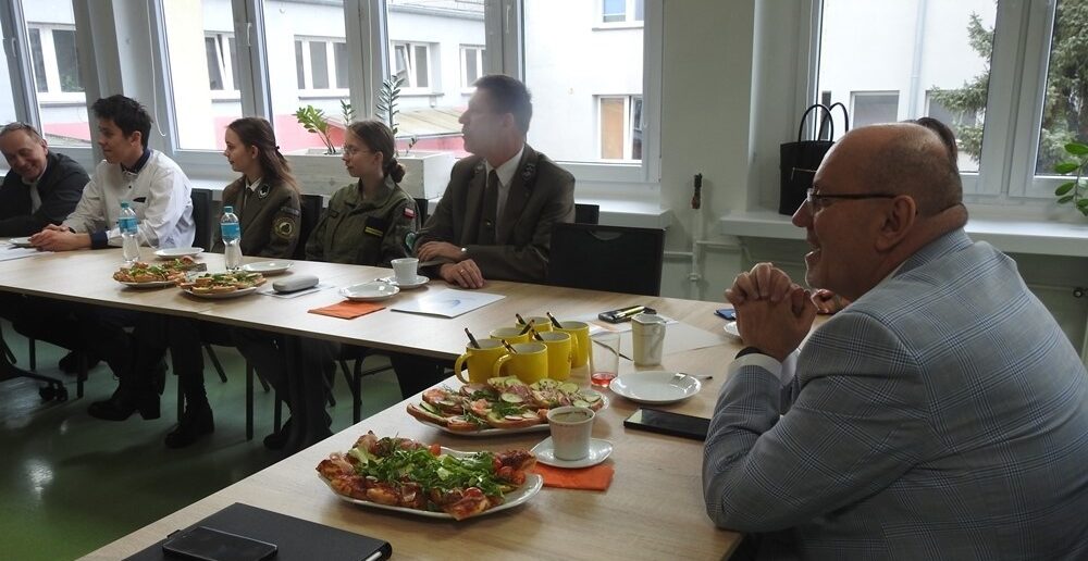 Edukacja na pełnych obrotach. Szkoły powiatu opolskiego inwestują w przyszłość