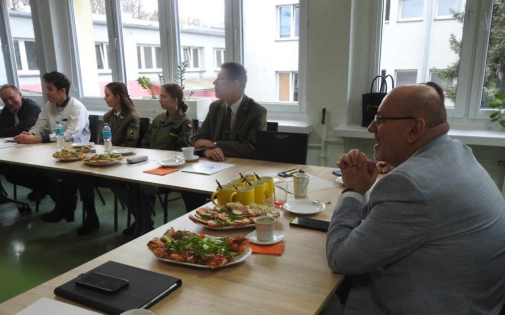 Edukacja na pełnych obrotach. Szkoły powiatu opolskiego inwestują w przyszłość