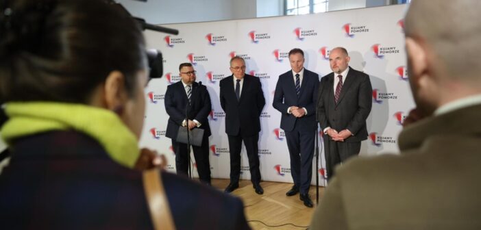 Marszałkowie jednym głosem w sprawie S15 &ndash; apel do premiera