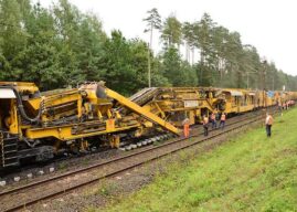 Duże zmiany na torach w regionie już w niedzielę. Autobusy zastąpią pociągi na dwóch ważnych liniach