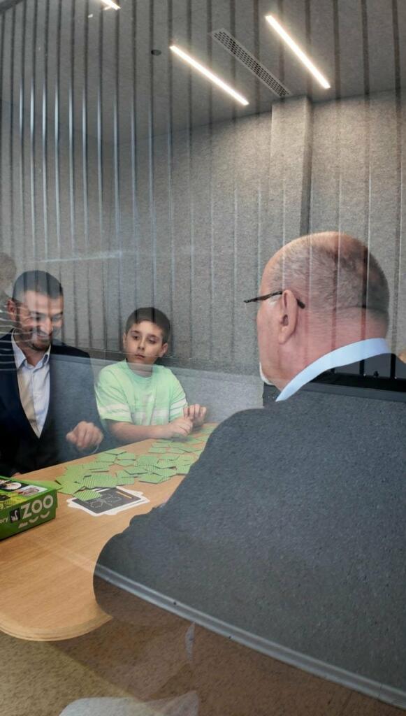 „Bezpieczna przystań” wśród szkolnego zgiełku. W Niemodlinie powstała unikatowa kapsuła wyciszeń